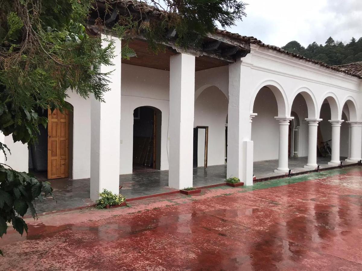 Fandango Hostel San Cristobal de las Casas Exterior photo
